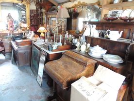 Blackwater Antiques